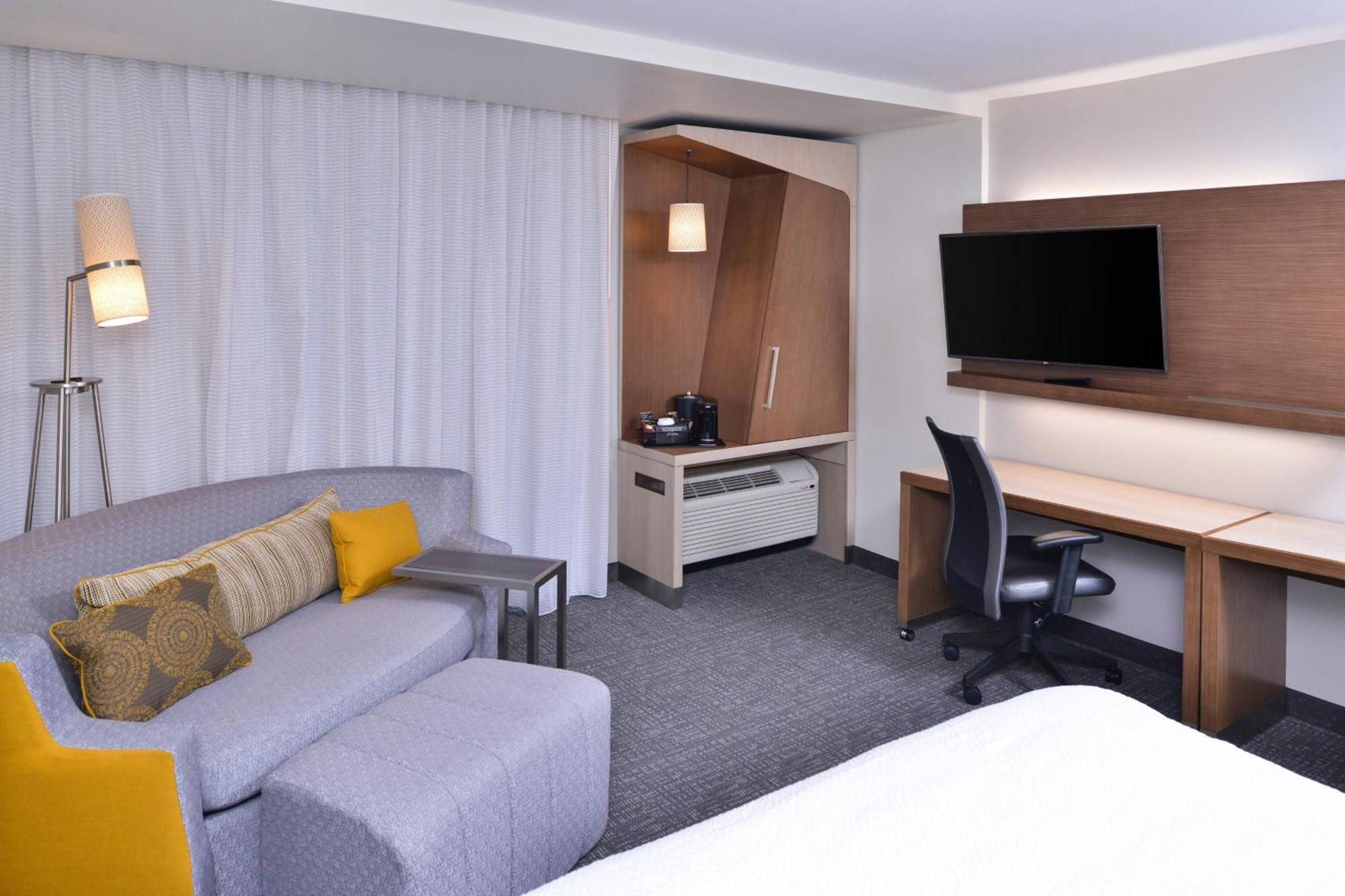 Courtyard By Marriott Columbus Grove City Buitenkant foto