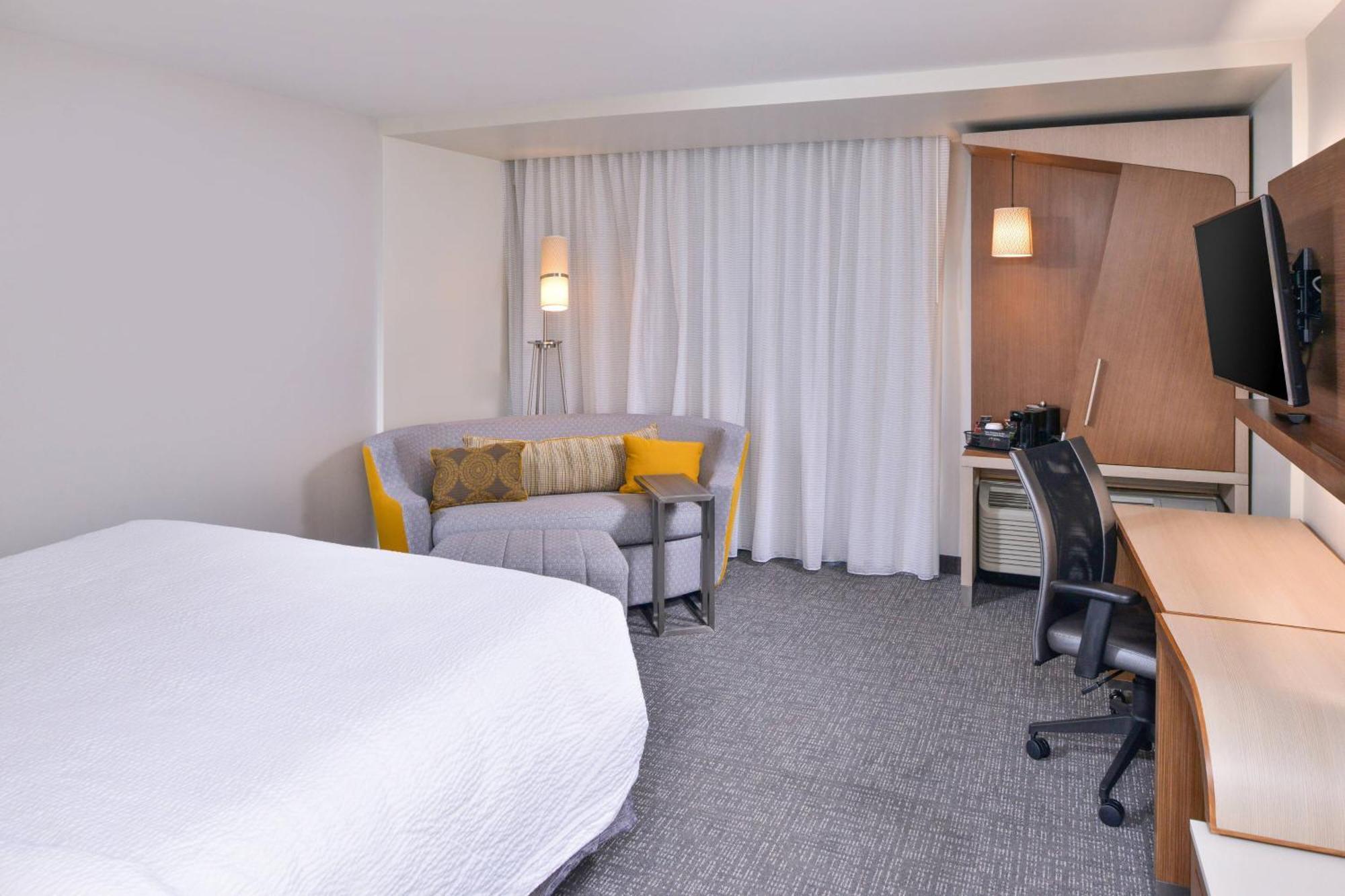 Courtyard By Marriott Columbus Grove City Buitenkant foto